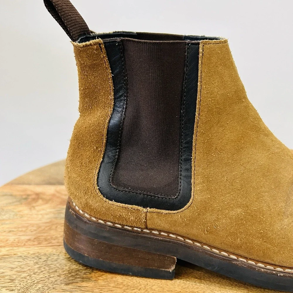 Thursday Boot Co. Men's Duke Chelsea Boot in Honey Suede Size 8.5